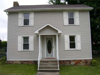 530 Tukosh St, Tarrs, PA 15688-1108
