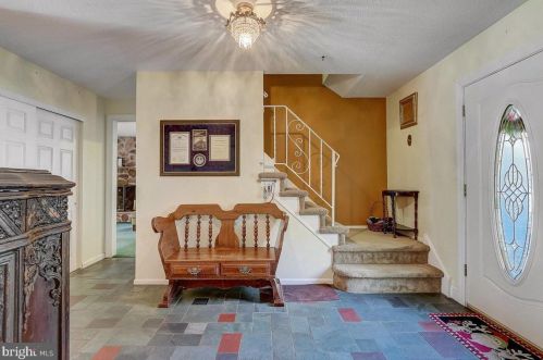 7807 Brookfield Rd, Cheltenham, PA 19012-1024