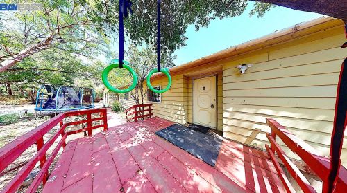 6901 Johnston Rd, Pleasanton CA  94588-9460 exterior