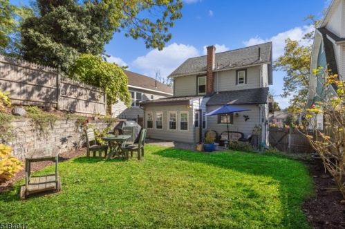 138 Forest Ave, Verona NJ  07044-1015 exterior