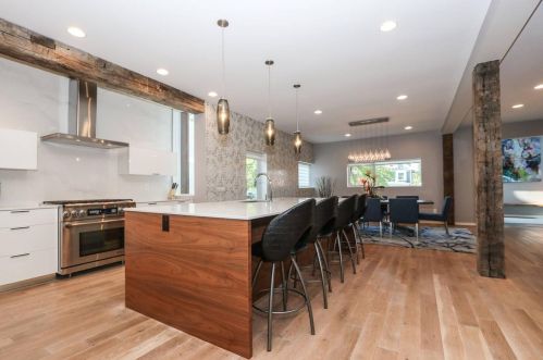 2872 Erie Ave, Cincinnati OH 45227-2735 exterior