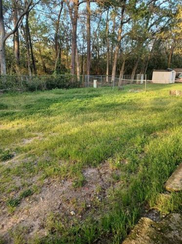 616 Hildred Ave, Conroe TX  77303-1716 exterior