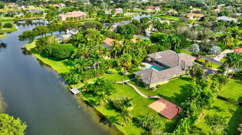 16121 Rio Del Sol, Delray Beach, FL 33446-2455