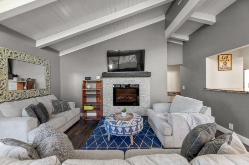 3560 Patterson Way, Folsom CA  95762-4405 exterior