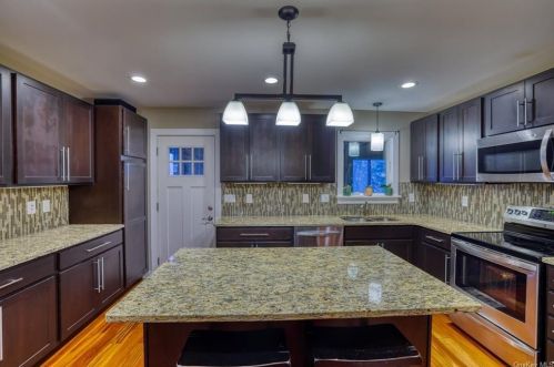 6 Crescent Vw, Rock Hill NY  12775-6629 exterior