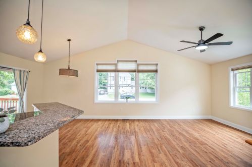 23 Benning St, Salem, NH 03079-4507