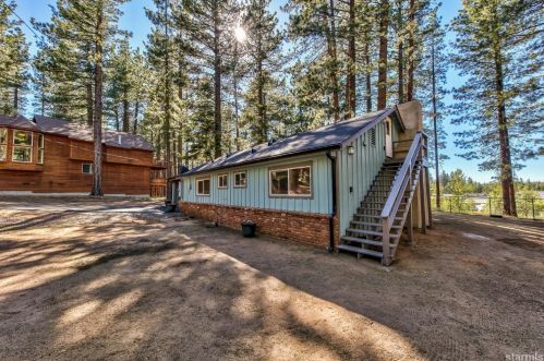 2475 Wagon Train Trl, South Lake Tahoe CA  96150-6838 exterior