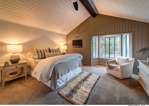 11115 Palisades Dr, Truckee CA 96161-3121 exterior