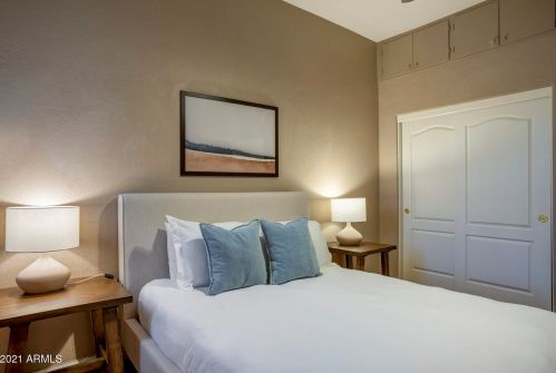 5222 Angela Dr, Scottsdale AZ 85254-6409 exterior