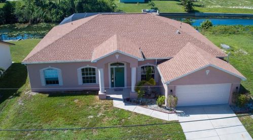 626 15th St, Cape Coral, FL 33990-2136