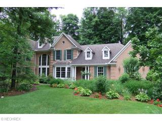 4080 Sunset Dr, Medina, OH 44256-8641