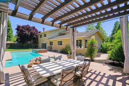 809 Contada Cir, Danville CA  94526-3535 exterior