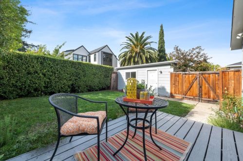 322 Beresford Ave, Redwood City CA  94061-3506 exterior