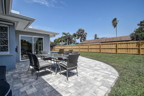 2579 60th Ave, Saint Petersburg FL  33712-5219 exterior