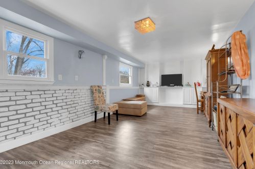 3 Crestview Dr, Hazlet NJ  07730-1303 exterior