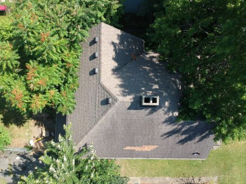 589 Spruce Ave, Hermitage PA  16146-4013 exterior