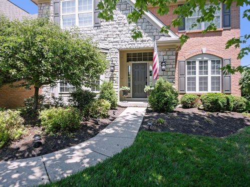 5828 Needleleaf Dr, Milford, OH 45150-6550