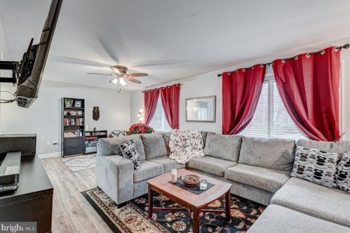 14417 Aden Rd, Nokesville VA  20181-3122 exterior