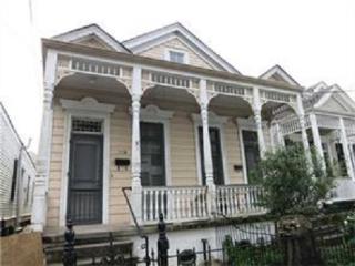 719 Eleonore St, New Orleans LA  70115-3216 exterior