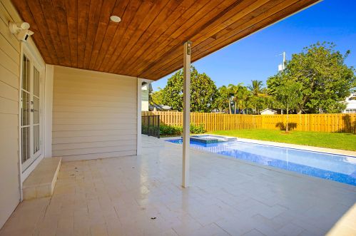 411 33rd St, West Palm Beach FL  33404-3037 exterior