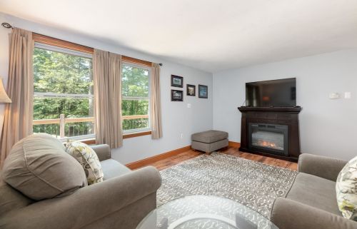 63 Durrell Mountain Rd, Belmont NH  03220-3305 exterior