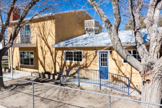 43226 7th St, Lancaster, CA 93535-4748