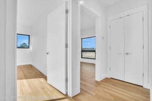 49 Cherokee Ln, Bricktown NJ  08724-4405 exterior