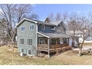 955 Ridgeway St, Hammond, WI 54015-9699