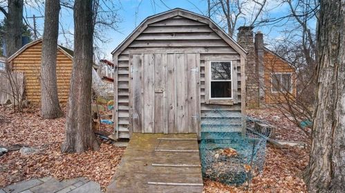 1467 Route 292, Whaley Lake NY  12531-5512 exterior