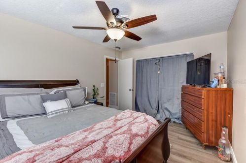 820 Boundary Ave, Deland FL 32720-3130 exterior