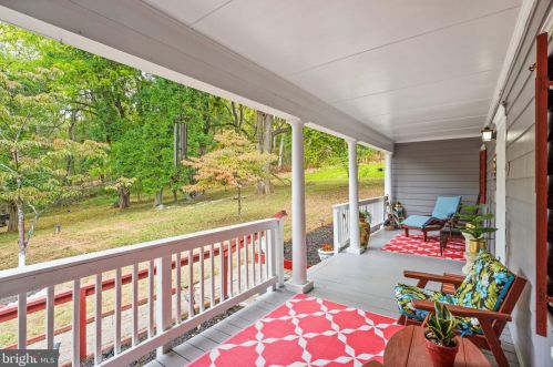 13188 Loyalty Rd, Leesburg VA  20176-6112 exterior