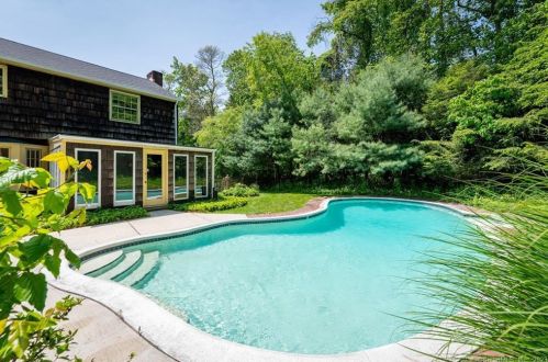 67 Skymeadow Dr, Stamford, CT 06903-3416