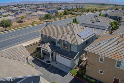 1345 Dolcetto Ln, Santa Maria CA  93458-6326 exterior
