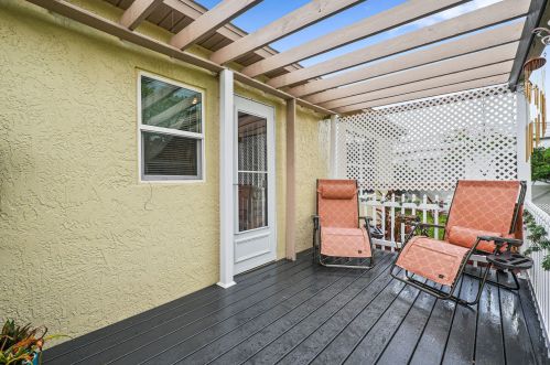 187 Camino Del Rio, Fort Pierce FL  34952-7931 exterior