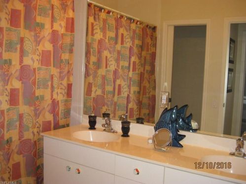 900 Lambiance Cir, Naples FL  34108-6801 exterior