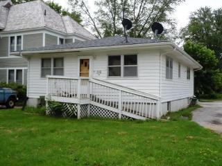 116 4th St, Logan, IA 51546-1013