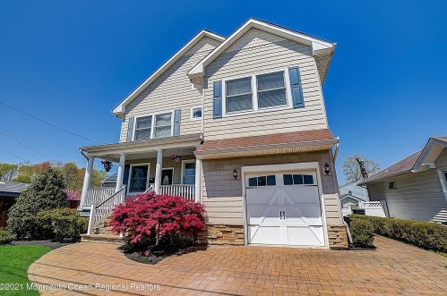 286 Main St, Middletown, NJ 07748-5938