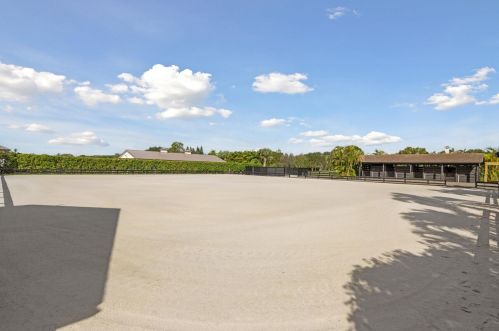 2904 Appaloosa Trl, West Palm Beach FL  33414-7639 exterior