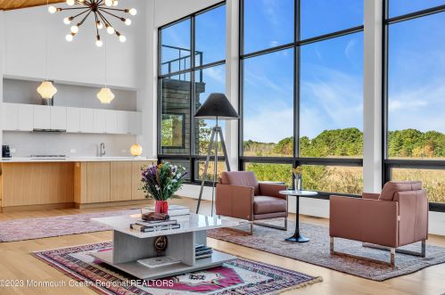 49 Cherokee Ln, Bricktown NJ  08724-4405 exterior