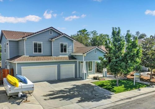 708 Ivy Ct, Winters, CA 95694-1669