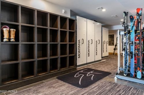 3204 Wapiti Canyon Rd, Park City UT  84098-6241 exterior