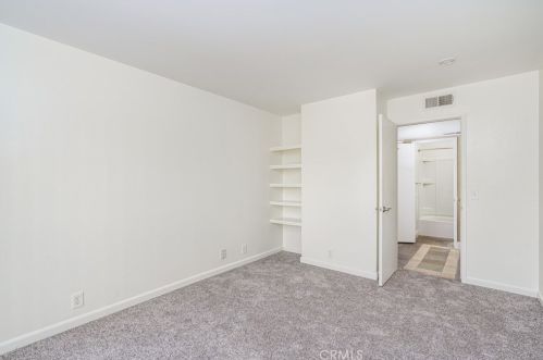 2404 Village Ct, Santa Maria CA  93455-3450 exterior