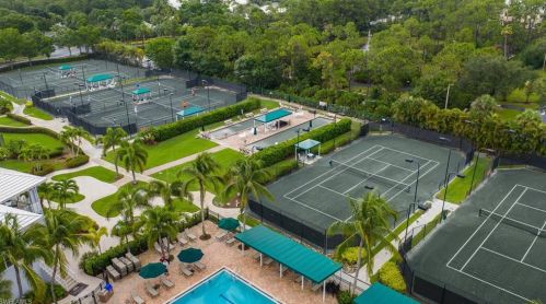 1420 Sweetwater Cv, Naples FL  34110-4151 exterior