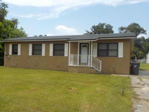 241 Michigan Ave, Macclenny, FL 32063-2432