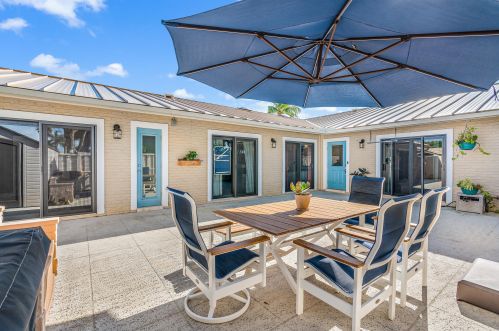 5652 Eagle Lake Dr, West Palm Beach, FL 33418-1509