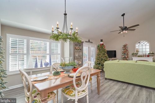 1201 Happy Ridge Dr, Front Royal VA  22630 exterior