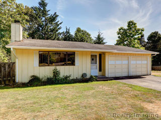 11506 Salmon St, Portland, OR 97216-3822