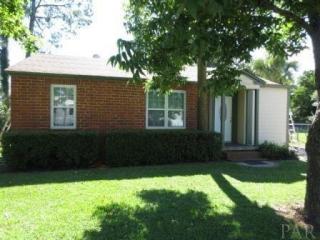 207 Berry Rd, Pensacola, FL 32507-3705