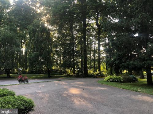 4730 Leike Rd, Parkesburg, PA 19365-1714