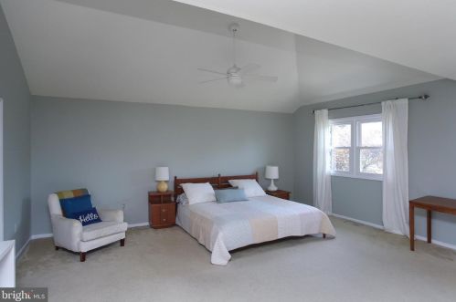 1845 Ferguson Ln, Blue Bell PA  19422-1308 exterior